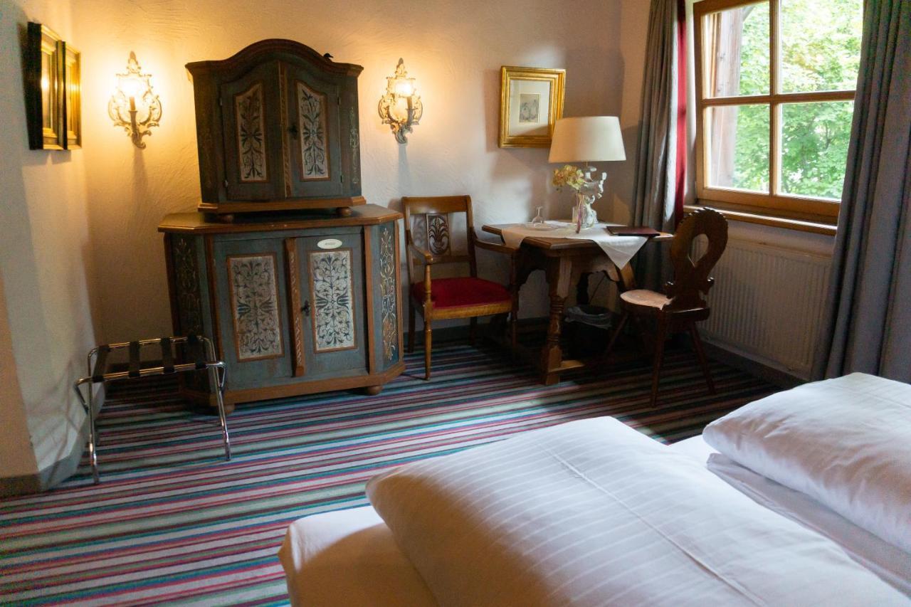 Hotel Schrenkhof Unterhaching Dış mekan fotoğraf