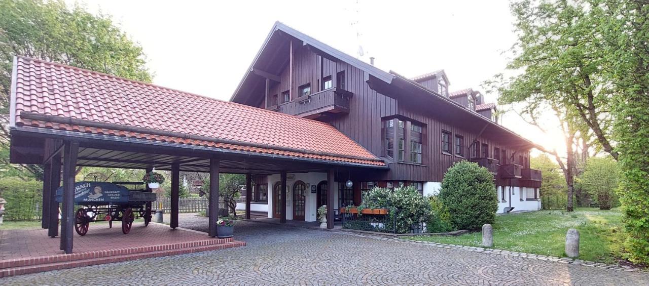 Hotel Schrenkhof Unterhaching Dış mekan fotoğraf