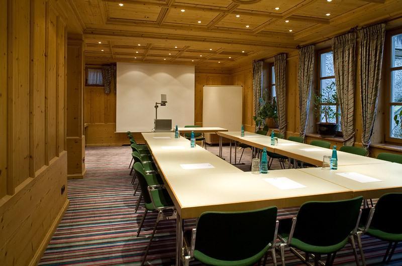 Hotel Schrenkhof Unterhaching Dış mekan fotoğraf
